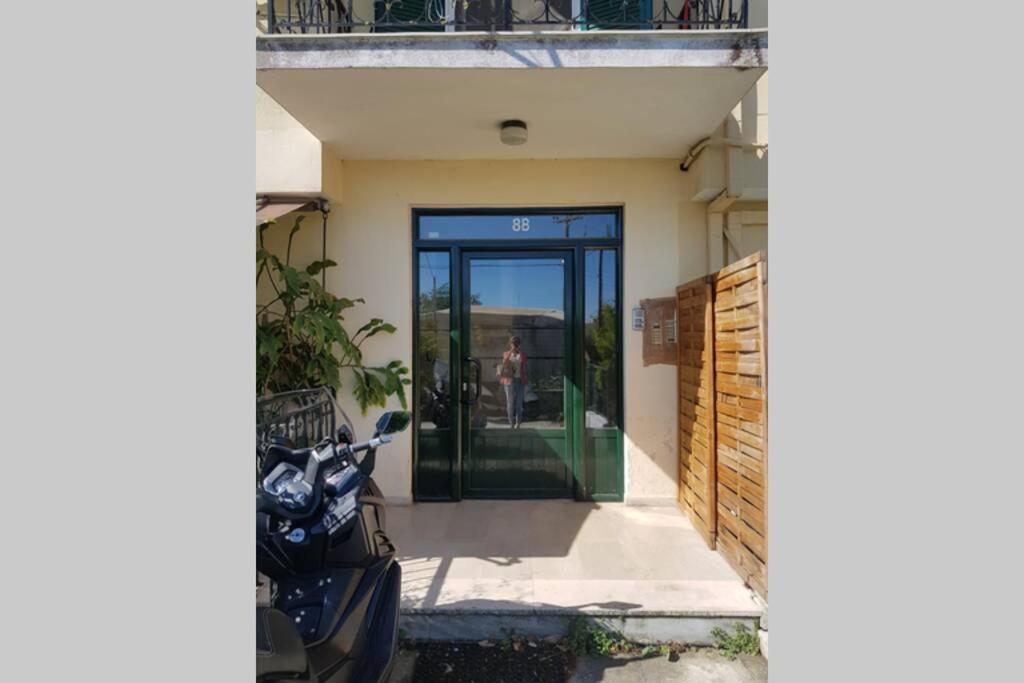 Modern Elegant Apartment Next To Mon Repo Corfu  Exterior photo